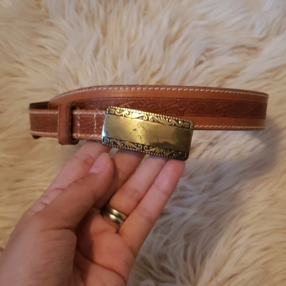 Vintage hand tooled tan leather belt with small rectangle buckle 32"